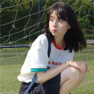 红头发的阿里比 高清电影封面