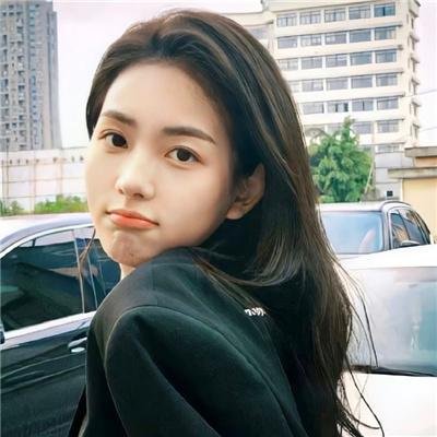 躲在阁楼的安妮·法兰克 高清电影封面